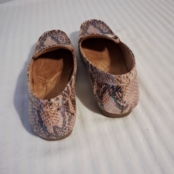 Naturalizer Women's Snakeskin Loafers Size 9 - Picture 3 of 11